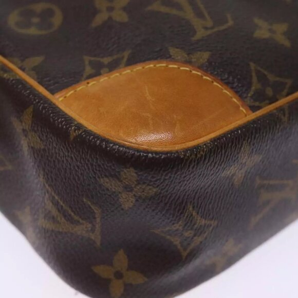 LOUIS VUITTON Monogram Compiegne 28 Clutch Bag - Picture 4 of 16